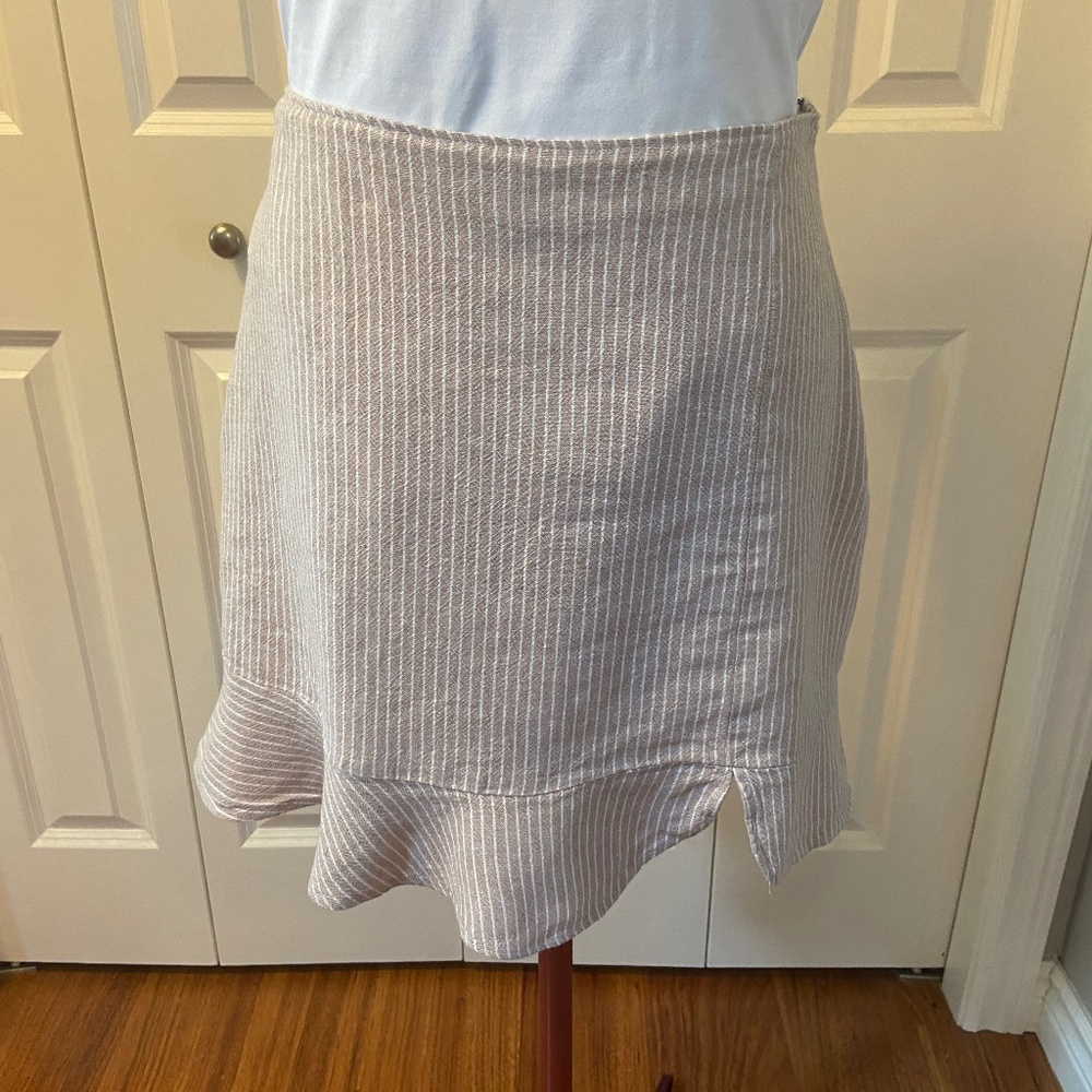 Abercrombie & Fitch mini ruffle skirt